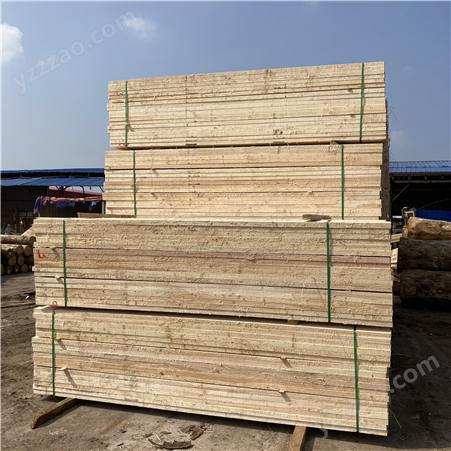 辐射松建筑木方 落叶松白松方木定制 木材加工厂 良美建材