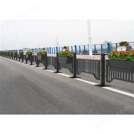 黄金道路护栏铝合金广告隔离杆市政交通京式栏杆马路花箱栅栏